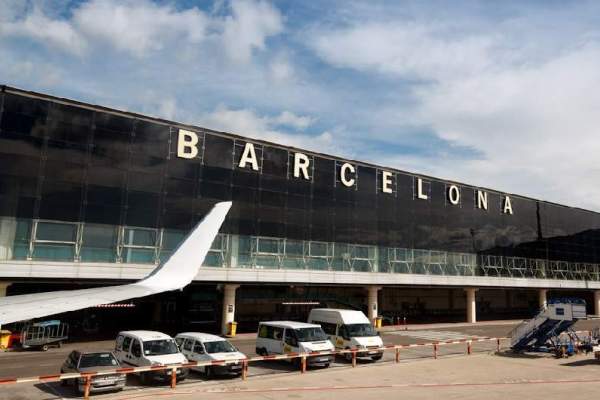 Barcelona sufrió más de 1.000 vuelos con retraso en Semana Santa 2024: lo que debes saber si viajas este año